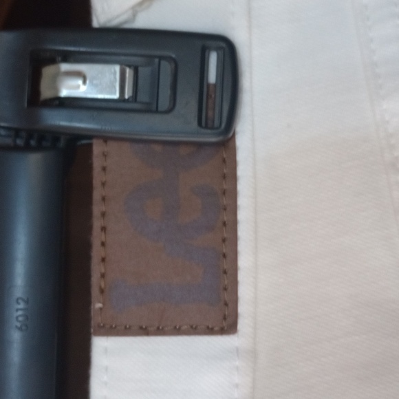 NWT Lee Mid rise short size 6 m White - Picture 3 of 7